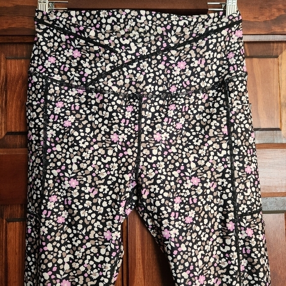 Saltwater Luxe Level Up Pant  Floral Dots - Leggings - Size Large - Picture 6 of 12